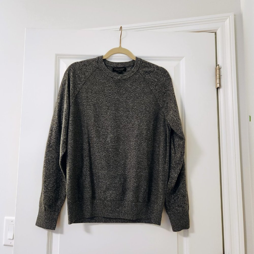 Banana Republic Gray Sweater